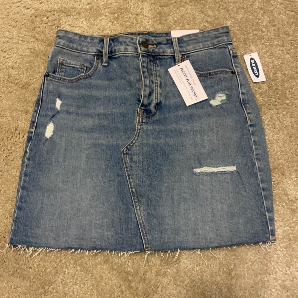 Old Navy jean skirt, size 2.